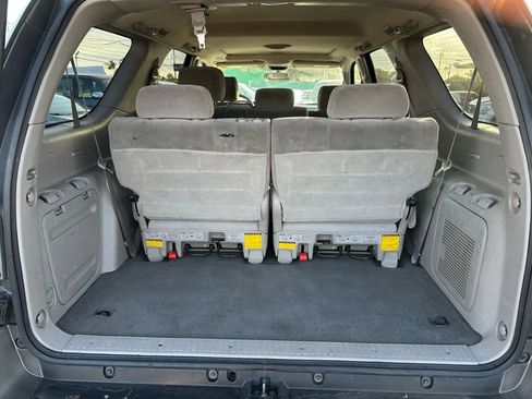 Used 2005 Toyota Sequoia SR5 image 23