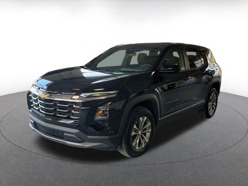 Used 2025 Chevrolet Equinox LT image 6