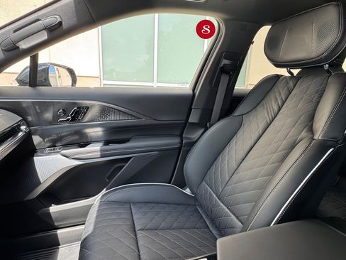 Used 2026 Cadillac Lyriq V AWD/4WD image 19