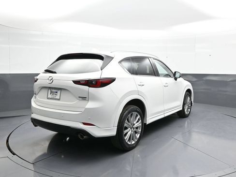 Used 2023 MAZDA CX-5 Signature AWD/4WD image 6