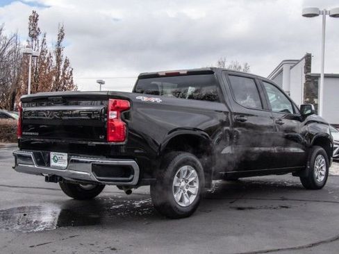 Used 2025 Chevrolet Silverado 1500 LT AWD/4WD image 7