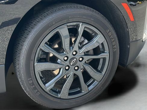 Used 2023 Chevrolet Equinox RS w/ RS Leather Package FWD image 27