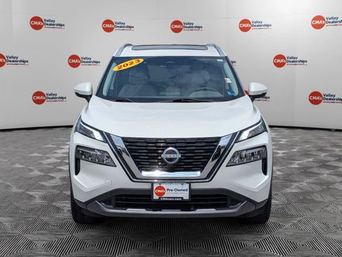 Used 2023 Nissan Rogue SL FWD image 2