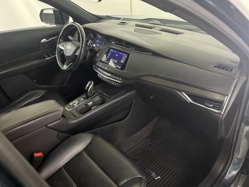 Used 2020 Cadillac XT4 Sport image 23