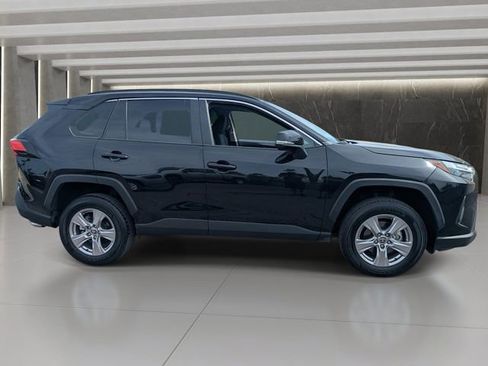 Used 2025 Toyota RAV4 XLE image 7