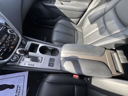 Used 2024 Nissan Murano SV FWD image 25