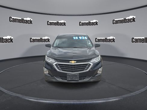Used 2020 Chevrolet Equinox LT FWD image 2