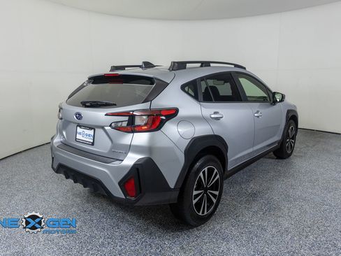 Used 2024 Subaru Crosstrek 2.0i Premium AWD/4WD image 7