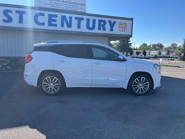 Used 2023 GMC Terrain Denali AWD/4WD image 15