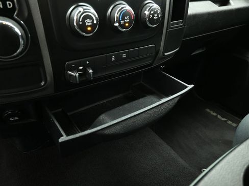 Used 2018 RAM 1500 Express image 19