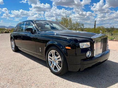 Used 2004 Rolls-Royce Phantom Sedan image 24