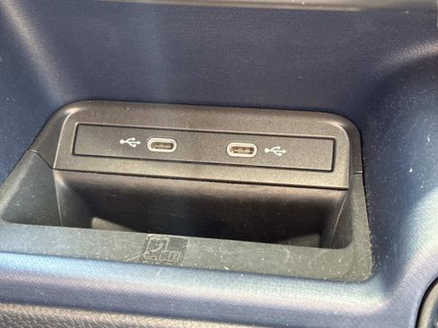 Used 2025 Volkswagen ID. Buzz Pro S image 25