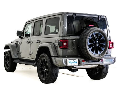 Used 2022 Jeep Wrangler Unlimited Sahara AWD/4WD image 8