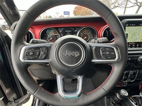 Used 2023 Jeep Wrangler Unlimited Rubicon image 12