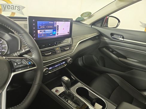 Used 2023 Nissan Altima 2.5 SL AWD/4WD image 25