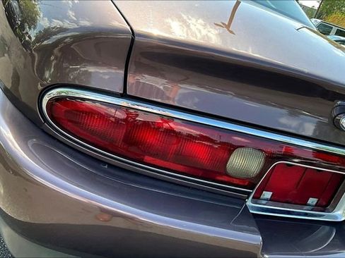 Used 1995 Buick Riviera Supercharged Coupe FWD image 20