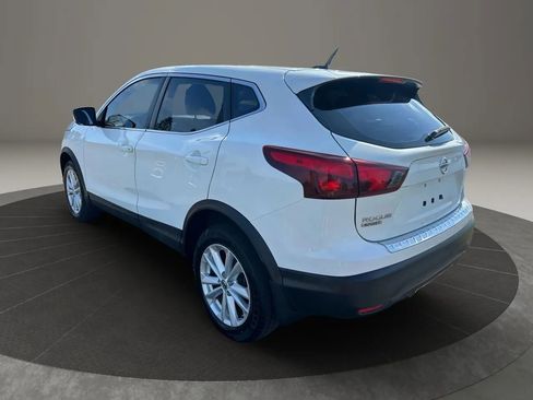 Used 2018 Nissan Rogue Sport S w/ S Appearance Package FWD image 7