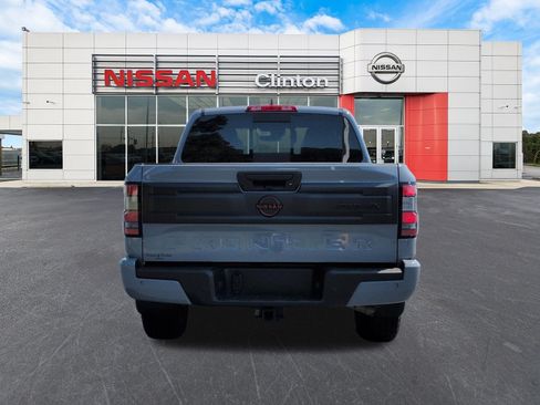 Used 2025 Nissan Frontier PRO-4X w/ Pro Premium Package AWD/4WD image 4