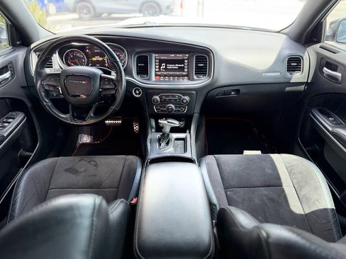 Used 2018 Dodge Charger R/T Scat Pack RWD image 20