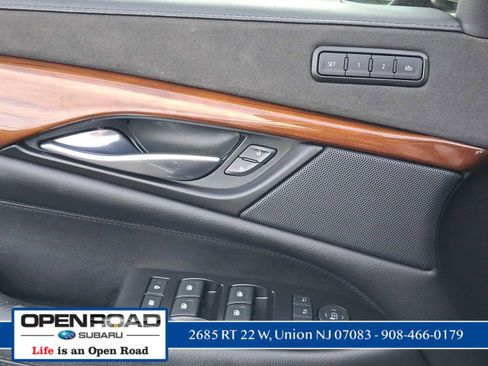 Used 2020 Cadillac Escalade Luxury w/ Escalade Sport Edition RWD image 8