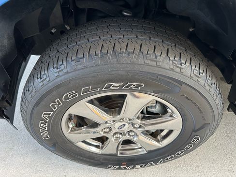 Used 2020 Ford F150 XLT w/ Equipment Group 302A Luxury AWD/4WD image 7