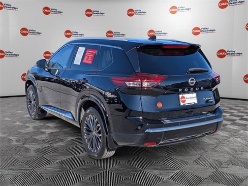 Certified 2024 Nissan Rogue Platinum w/ Platinum Premium Package image 7