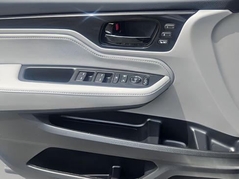 Used 2024 Honda Odyssey Touring image 27
