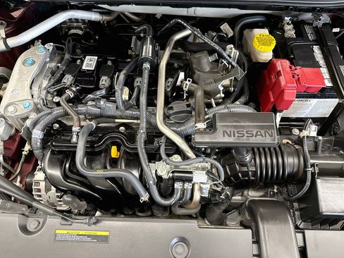 Used 2024 Nissan Sentra SV FWD image 30