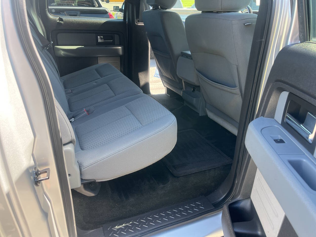 Used 2012 Ford F150 XLT AWD/4WD image 26