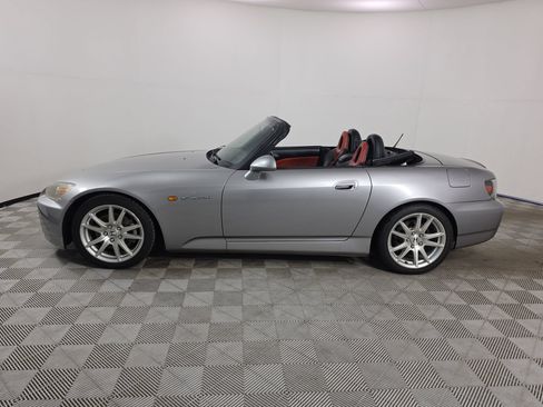 Used 2005 Honda S2000 image 4