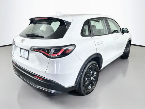 Used 2024 Honda HR-V LX image 7
