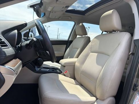 Used 2018 Subaru Outback 2.5i Limited AWD/4WD image 15