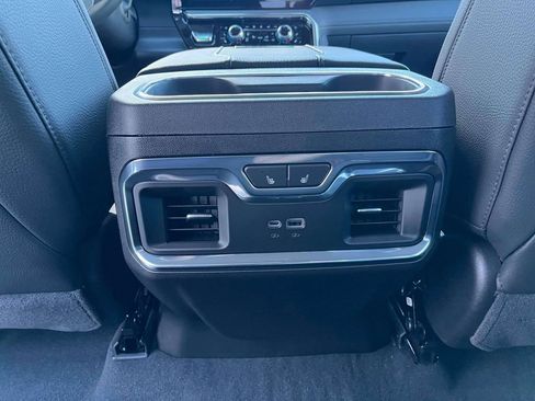 New 2026 GMC Sierra 2500 Denali w/ Denali Reserve Package AWD/4WD image 14