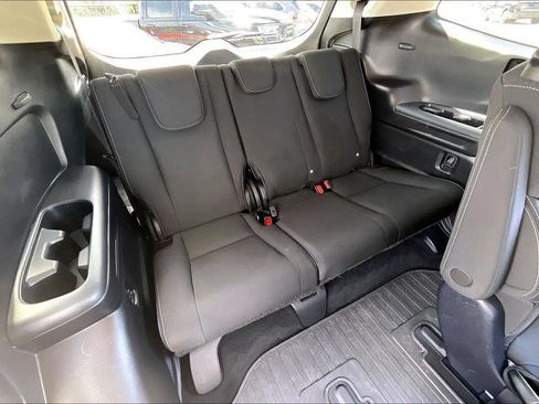 Used 2024 Subaru Ascent Premium w/ Convenience Package AWD/4WD image 28