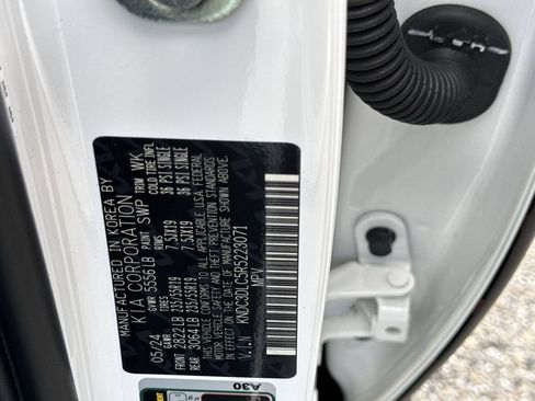 Used 2024 Kia EV6 Wind w/ Wind Technology Package AWD/4WD image 26