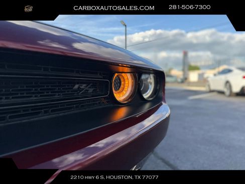 Used 2023 Dodge Challenger R/T w/ Plus Package RWD image 28