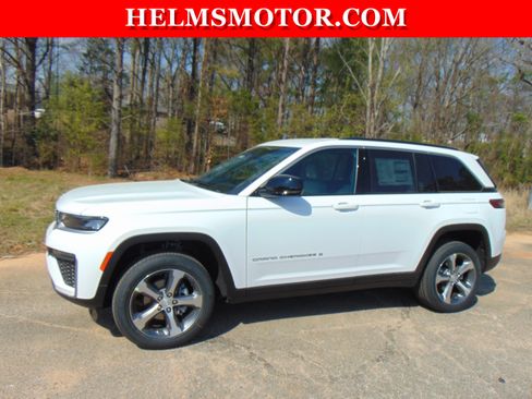New 2026 Jeep Grand Cherokee Limited AWD/4WD image 3