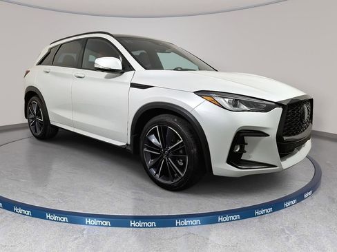 New 2025 INFINITI QX50 Sport image 3