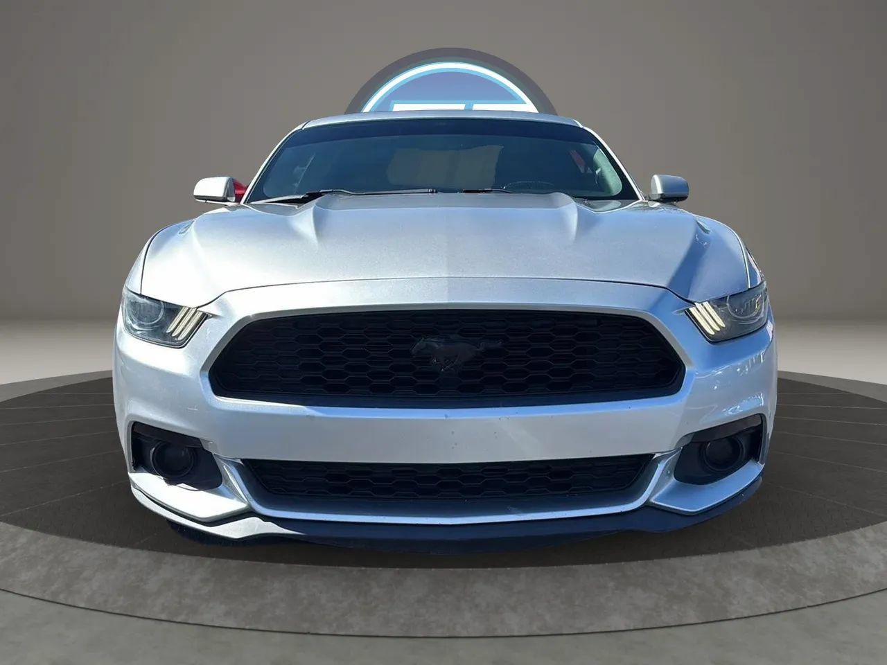 Used 2015 Ford Mustang Coupe RWD image 4