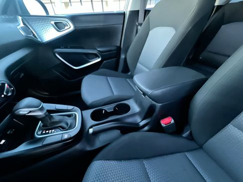 Certified 2024 Kia Soul LX w/ Option Group 015 FWD image 21