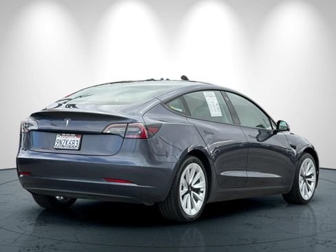 Used 2023 Tesla Model 3 Standard Range RWD image 4