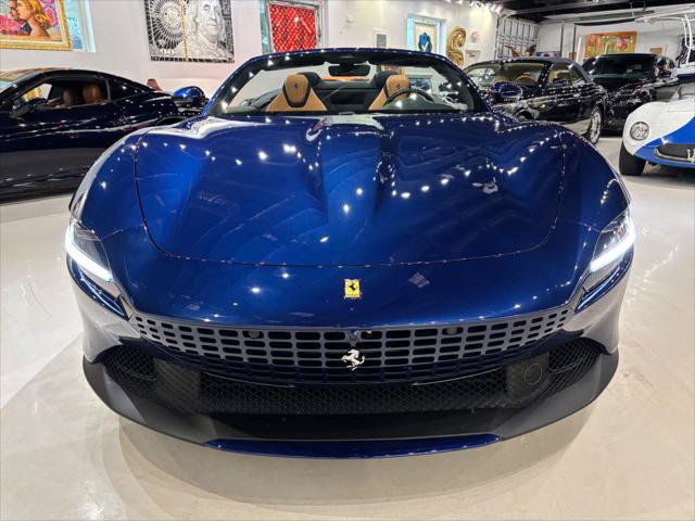 Used 2025 Ferrari Roma Spider RWD image 2