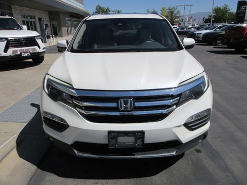 Used 2016 Honda Pilot Touring image 13