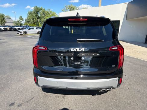 Certified 2024 Kia Telluride S w/ S Sunroof Package AWD/4WD image 9