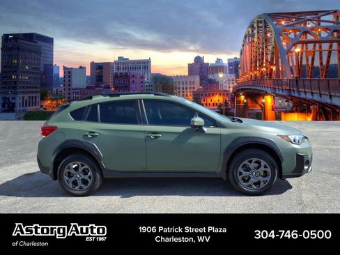 Used 2021 Subaru Crosstrek 2.5i Sport w/ Moonroof Package AWD/4WD image 2