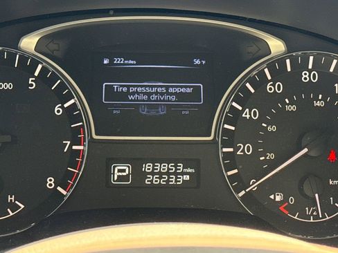 Used 2014 Nissan Pathfinder SL w/ Trailer Tow Package image 12