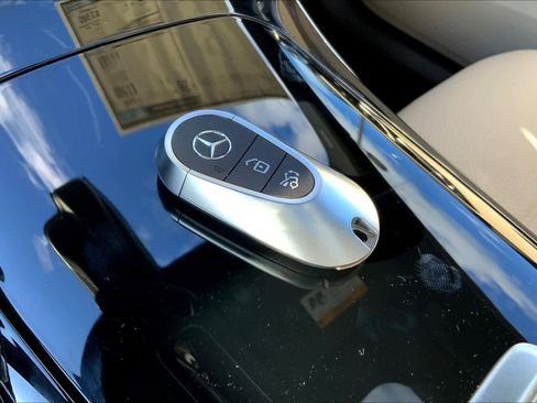 Certified 2026 Mercedes-Benz GLC 300 4MATIC image 21