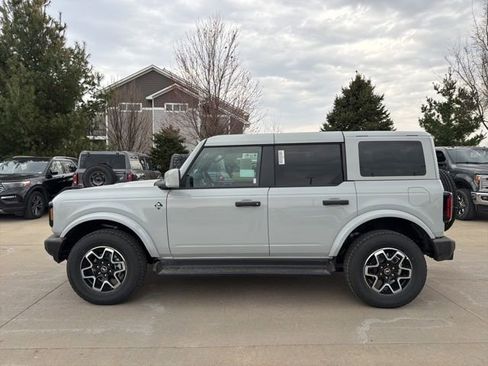 New 2026 Ford Bronco Outer Banks AWD/4WD image 8
