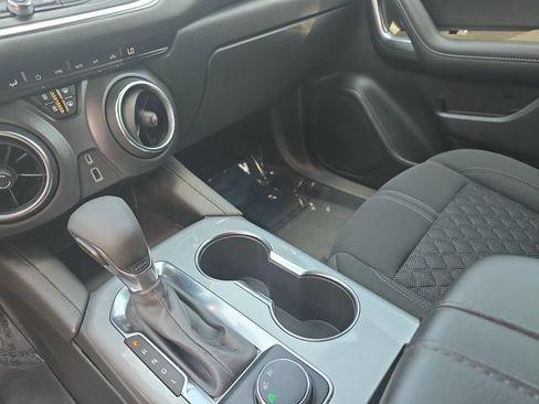 Used 2021 Chevrolet Blazer L FWD image 23