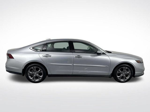 Certified 2024 Honda Accord EX image 37